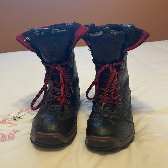 Pajar Winter Boots - Picture 2 of 5
